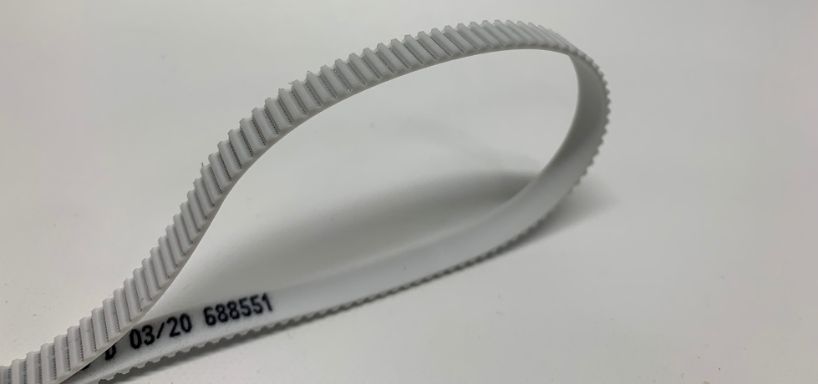 PU-materiaalreferentie uit het project: T25-tandriem; het 3D-model toont een illustratief T10-profiel
